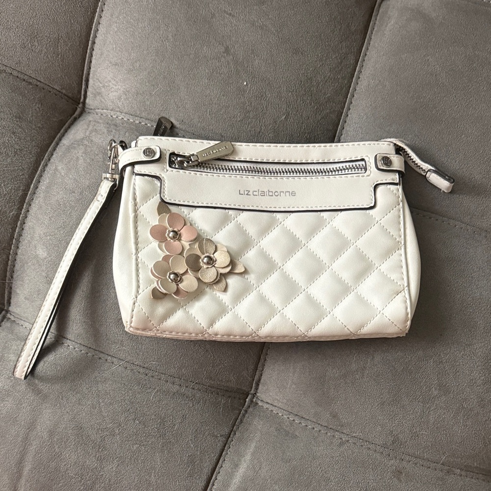 Liz Claiborne Cream Quilted Wristlet with Floral Accents